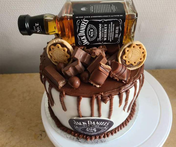 Commandez un gâteau unique conçu sur mesure.
